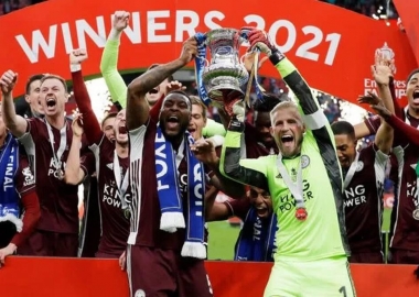 „ლესტერი“ ისტორიას ქმნის...